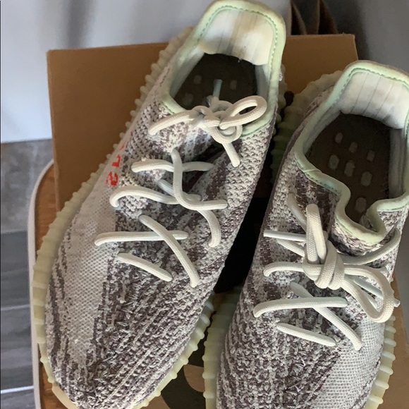 Yeezy boost 350 V2 - Picture 2 of 10